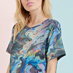 PRINTED OIL SLICK TEE